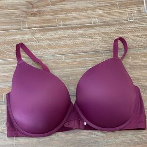 PINK Victoria's Secret Smooth T-Shirt Bra in Burgundy